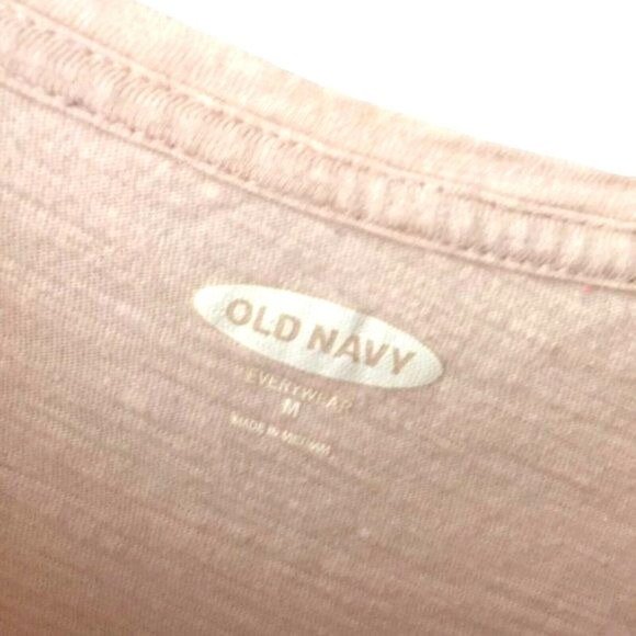 Old Navy T Shirt Rosy Skies Ahead Graphic Tee Top Short Sleeve Cotton Solid Logo - Picture 4 of 6
